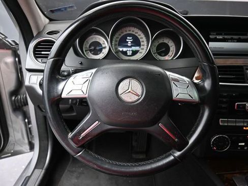 Used 2013 Mercedes-Benz C 300 4MATIC Sedan image 21