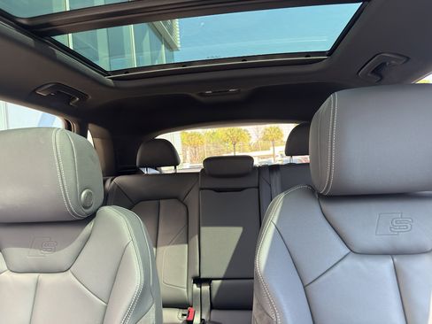 Used 2023 Audi Q3 2.0T Premium Plus image 29