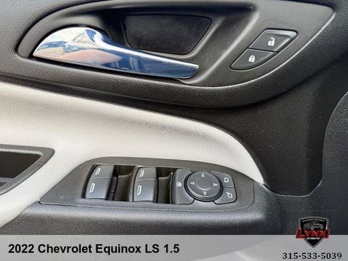 Used 2022 Chevrolet Equinox LS w/ LS Convenience Package image 36