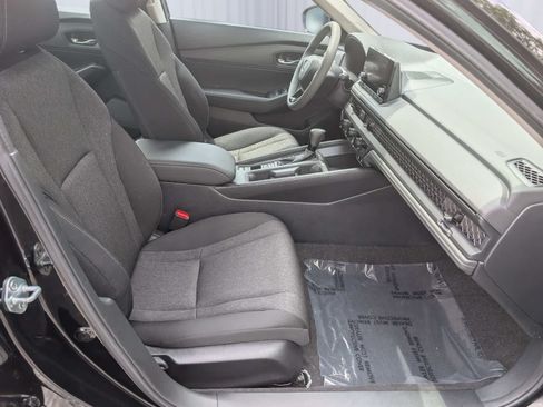 Certified 2024 Honda Accord LX image 10
