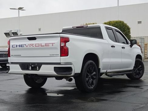 Used 2021 Chevrolet Silverado 1500 Custom image 15