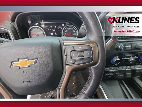Used 2022 Chevrolet Silverado 2500 High Country w/ Z71 Off-Road Package image 14