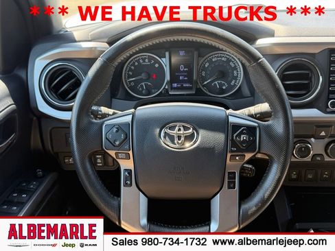 Used 2020 Toyota Tacoma Limited image 42