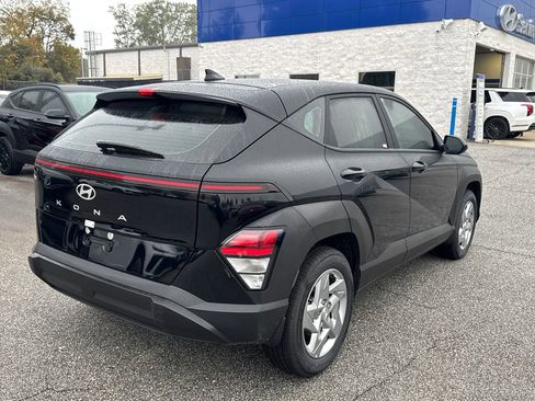 New 2026 Hyundai Kona SE image 5