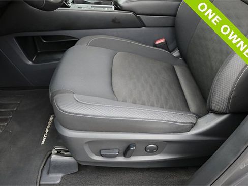 Used 2024 Nissan Pathfinder SV image 10