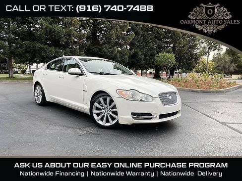 Used 2010 Jaguar XF Premium RWD image 1