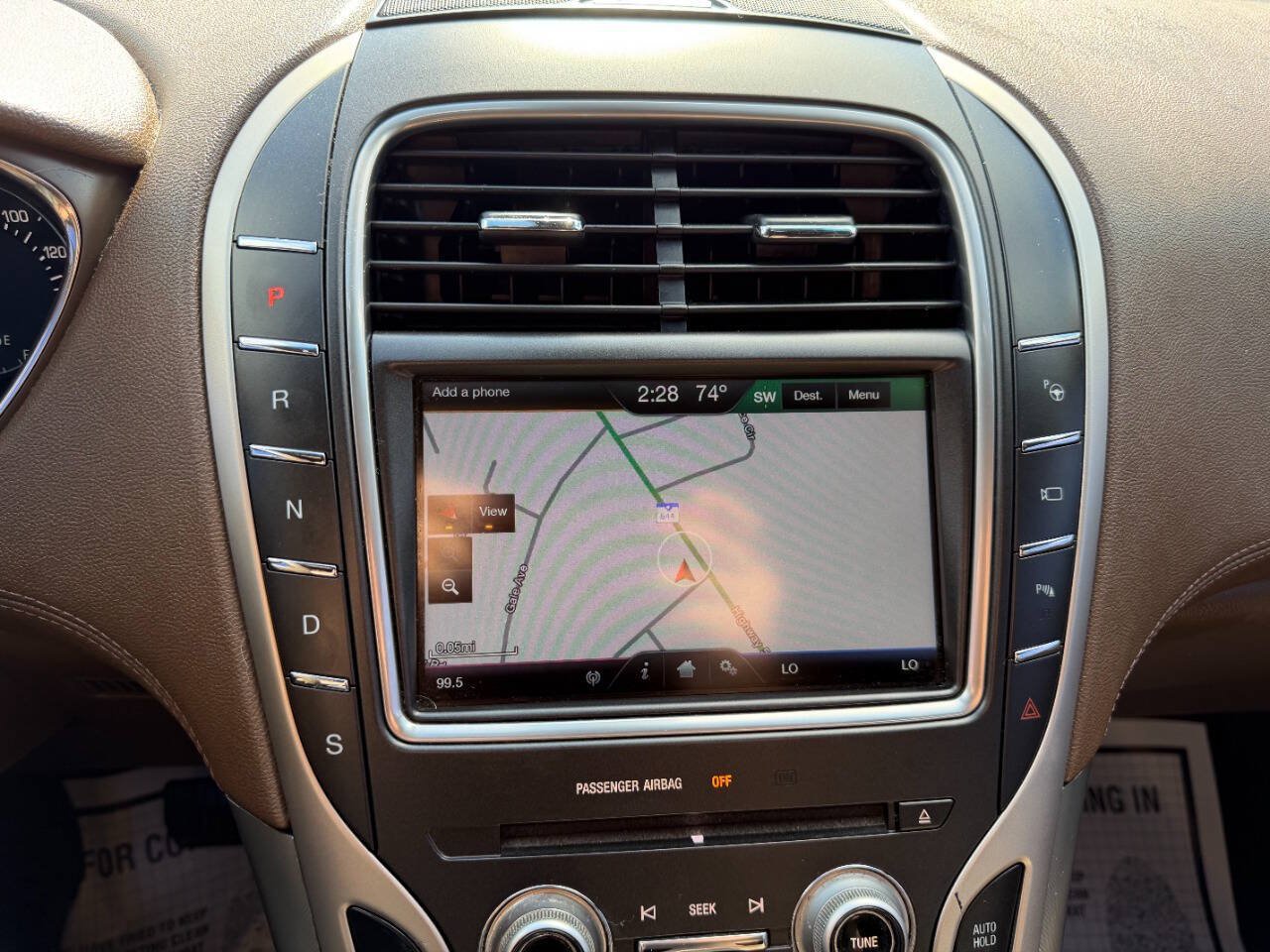 Used 2016 Lincoln MKX Reserve w/ Technology Package FWD image 20