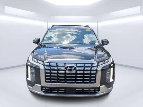 Used 2023 Hyundai Palisade Calligraphy w/ Cargo Package FWD image 8