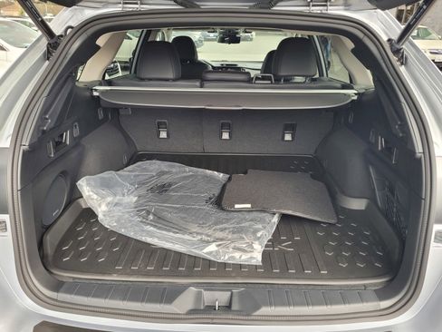 Used 2024 Subaru Outback Touring XT image 10