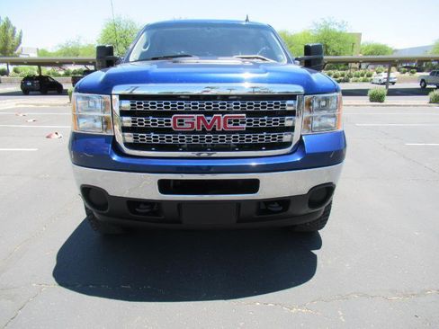 Used 2013 GMC Sierra 2500 SLE AWD/4WD image 3