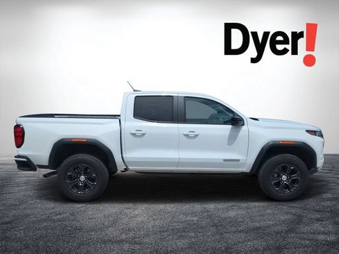 Used 2024 GMC Canyon Elevation RWD image 2