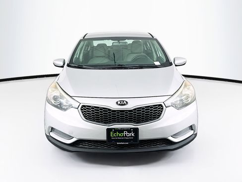 Used 2016 Kia Forte LX FWD image 2