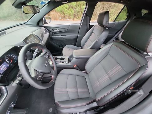 Certified 2024 Chevrolet Equinox RS image 24