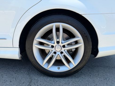 Used 2014 Mercedes-Benz C 250 Sedan image 8