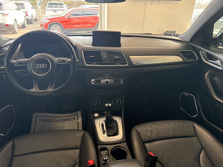 Used 2017 Audi Q3 2.0T Prestige w/ Prestige Package AWD/4WD image 11