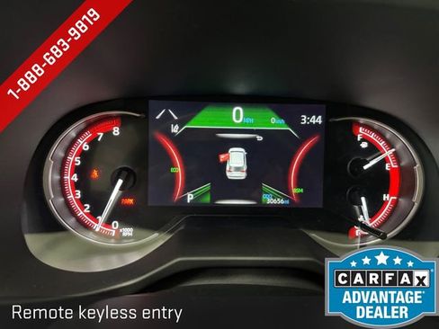Used 2024 Toyota RAV4 XLE AWD/4WD image 3