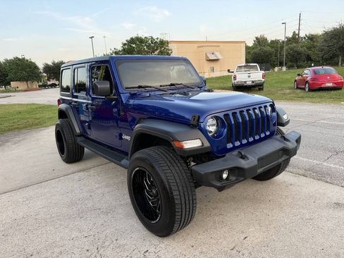 Used 2020 Jeep Wrangler Unlimited Sport AWD/4WD image 6