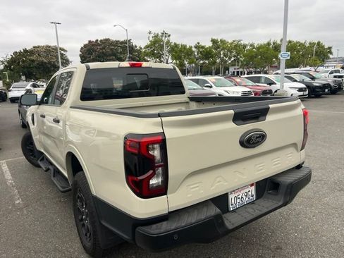 Used 2025 Ford Ranger XLT w/ Black Appearance Package RWD image 5