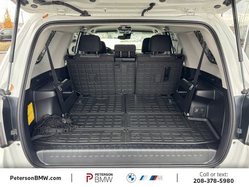 Used 2022 Toyota 4Runner SR5 image 6