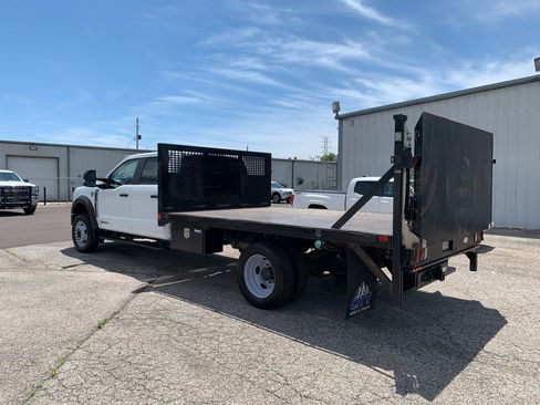 Used 2023 Ford F550 4x4 Crew Cab Super Duty image 3