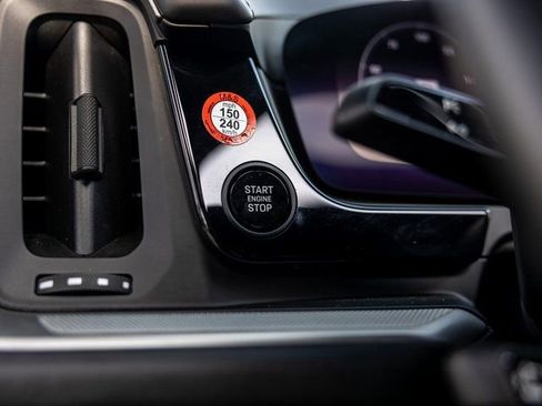 Certified 2025 Porsche Cayenne S AWD/4WD image 32