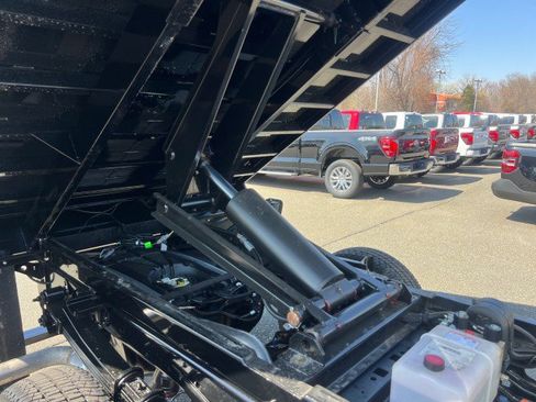 New 2026 Ford F350 XL w/ XL Chrome Package AWD/4WD image 27