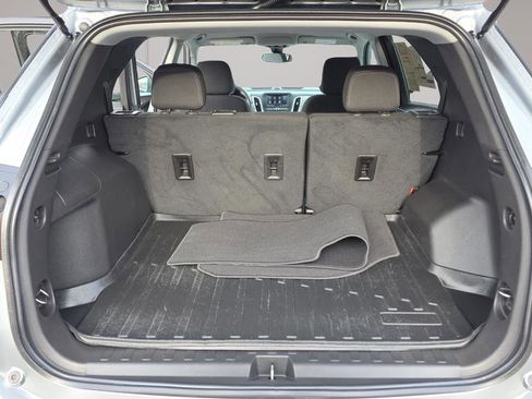 Used 2023 Chevrolet Equinox LS w/ LS Convenience Package image 16