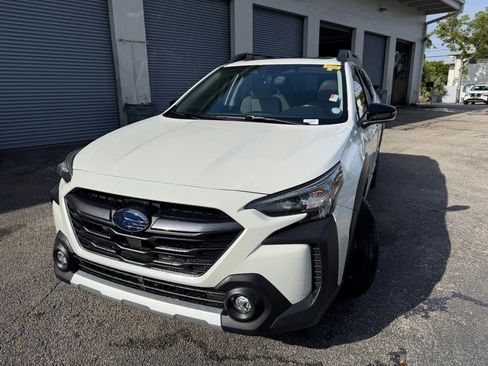 Used 2024 Subaru Outback Limited XT AWD/4WD image 3
