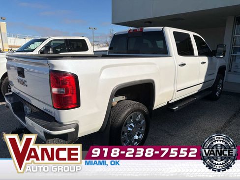 Used 2019 GMC Sierra 2500 Denali w/ Duramax Plus Package image 5