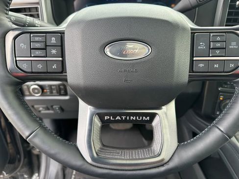 Used 2025 Ford F250 Platinum image 31