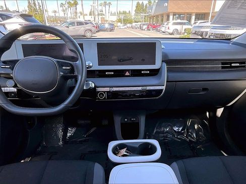 Certified 2022 Hyundai Ioniq 5 SE w/ Cargo Package image 11