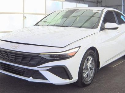 Certified 2024 Hyundai Elantra SE