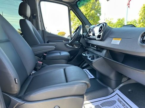 Used 2026 Mercedes-Benz Sprinter 2500 image 45