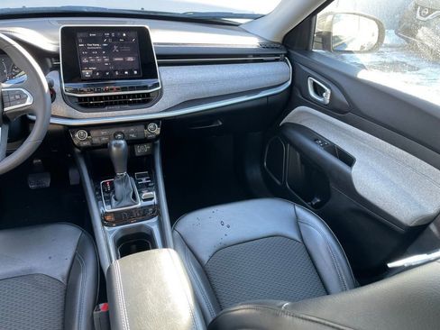 Used 2022 Jeep Compass Latitude image 9