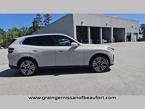 Used 2025 BMW X3 xDrive30i w/ Premium Package AWD/4WD image 36