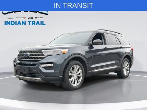 Used 2023 Ford Explorer XLT w/ Equipment Group 202A AWD/4WD image 1