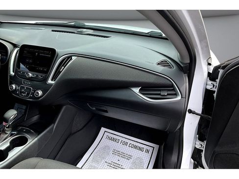 Used 2023 Chevrolet Malibu RS w/ LPO, Floor Liner Package image 17