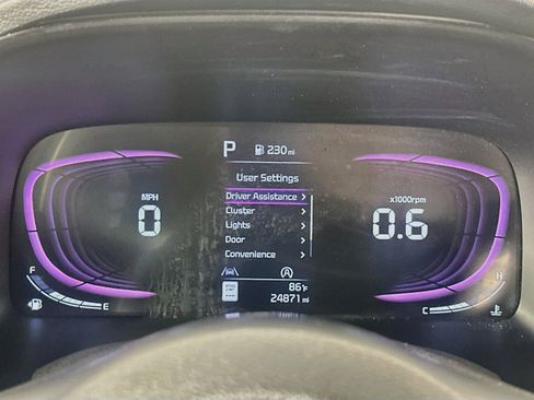 Used 2025 Kia Soul LX w/ LX Technology Package FWD image 19