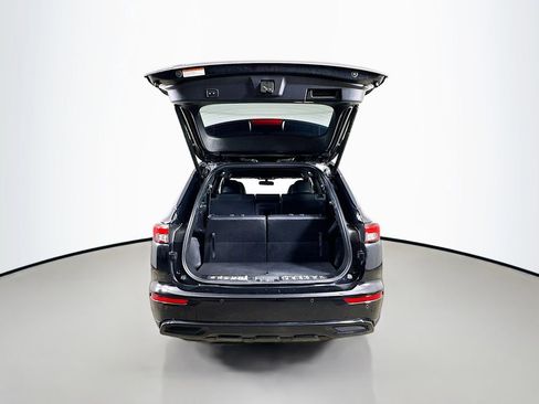 Used 2023 Mitsubishi Outlander SE Black Edition image 35