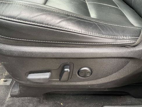 Used 2021 Kia Telluride EX w/ EX Premium Package image 25