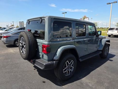 New 2026 Jeep Wrangler Sahara AWD/4WD image 11