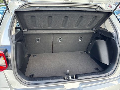 Used 2025 Hyundai Venue SEL image 30