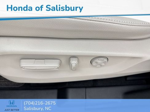 Certified 2025 Honda Odyssey EX-L image 20