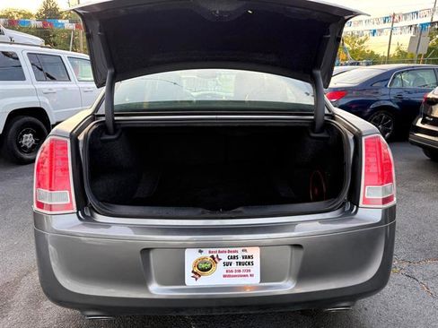 Used 2012 Chrysler 300 S w/ Luxury Group image 32