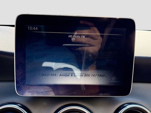 Used 2018 Mercedes-Benz GLA 250 image 14