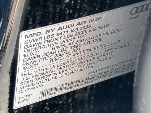 Used 2021 Audi Q8 Premium w/ Black Optic Package image 38