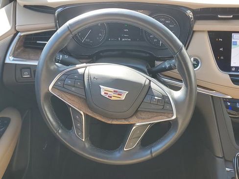 Used 2024 Cadillac XT5 Premium Luxury w/ Platinum Package AWD/4WD image 31