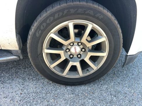 Used 2020 GMC Yukon XL Denali image 5