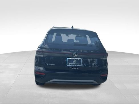 New 2026 Volkswagen Taos S FWD image 5