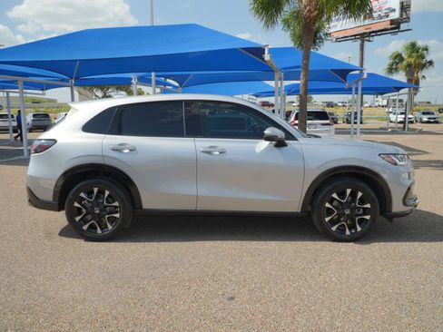 Used 2026 Honda HR-V EX-L image 9